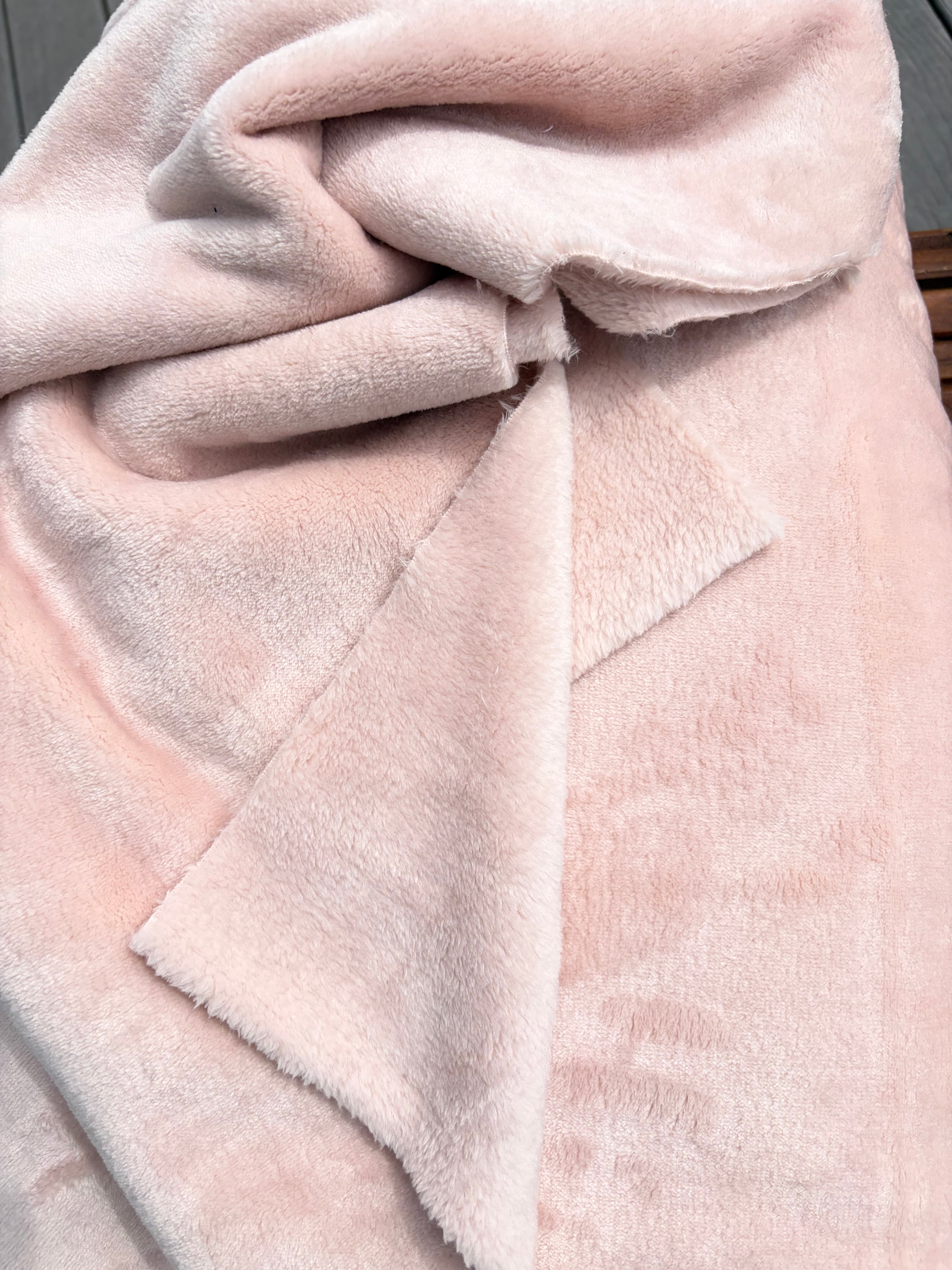 Plush rose antique